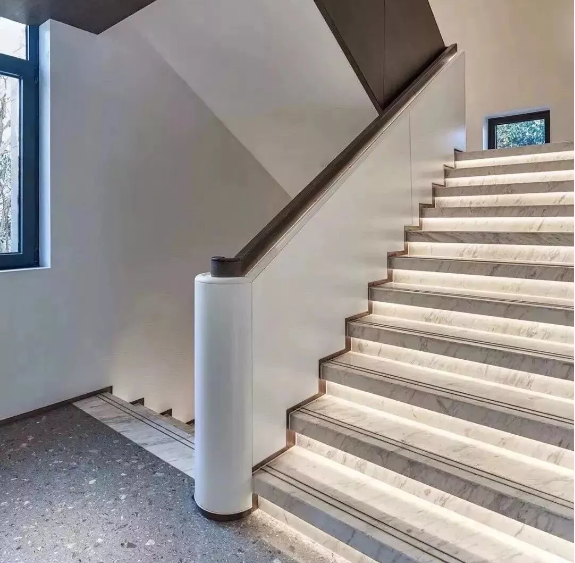 大理石地板怎么清洗？大理石地板怎样保养？